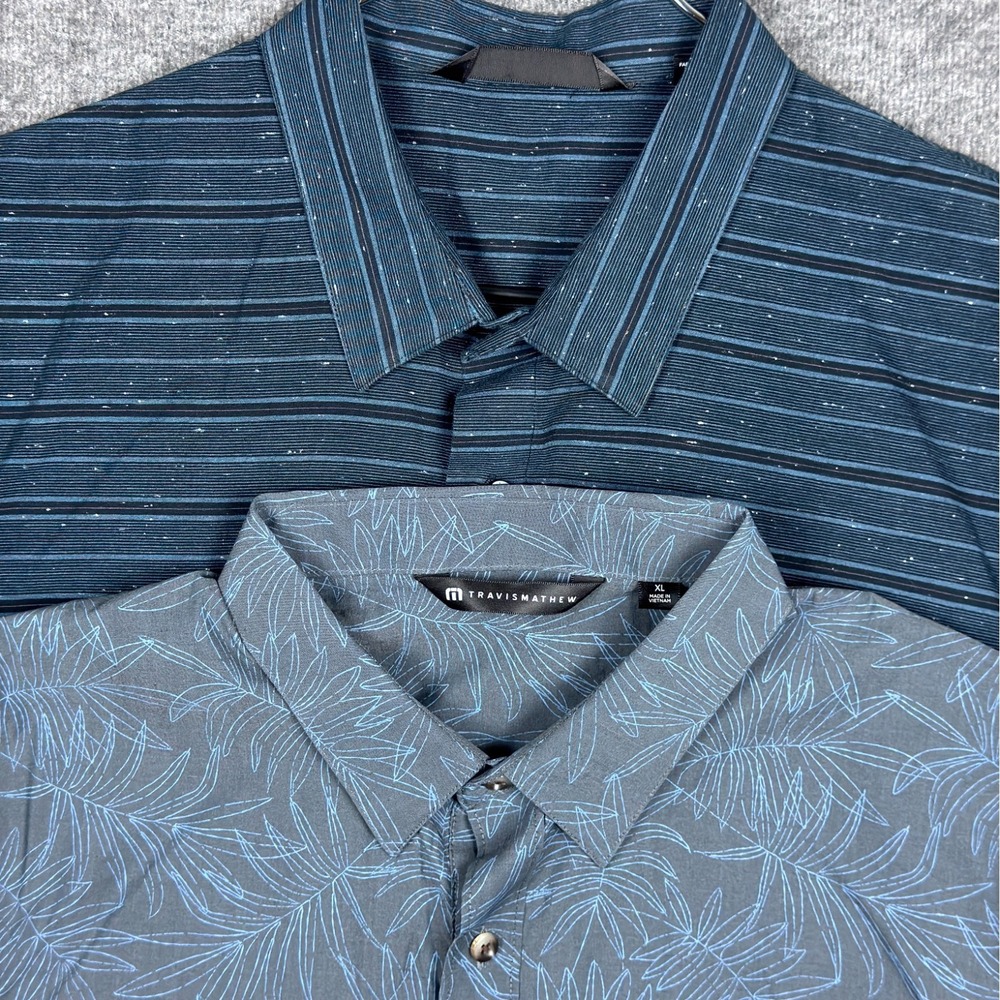Travis Mathew Shirts Mens XL Blue Stretch Short Sleeve Button Up Lot of 2 Bundle